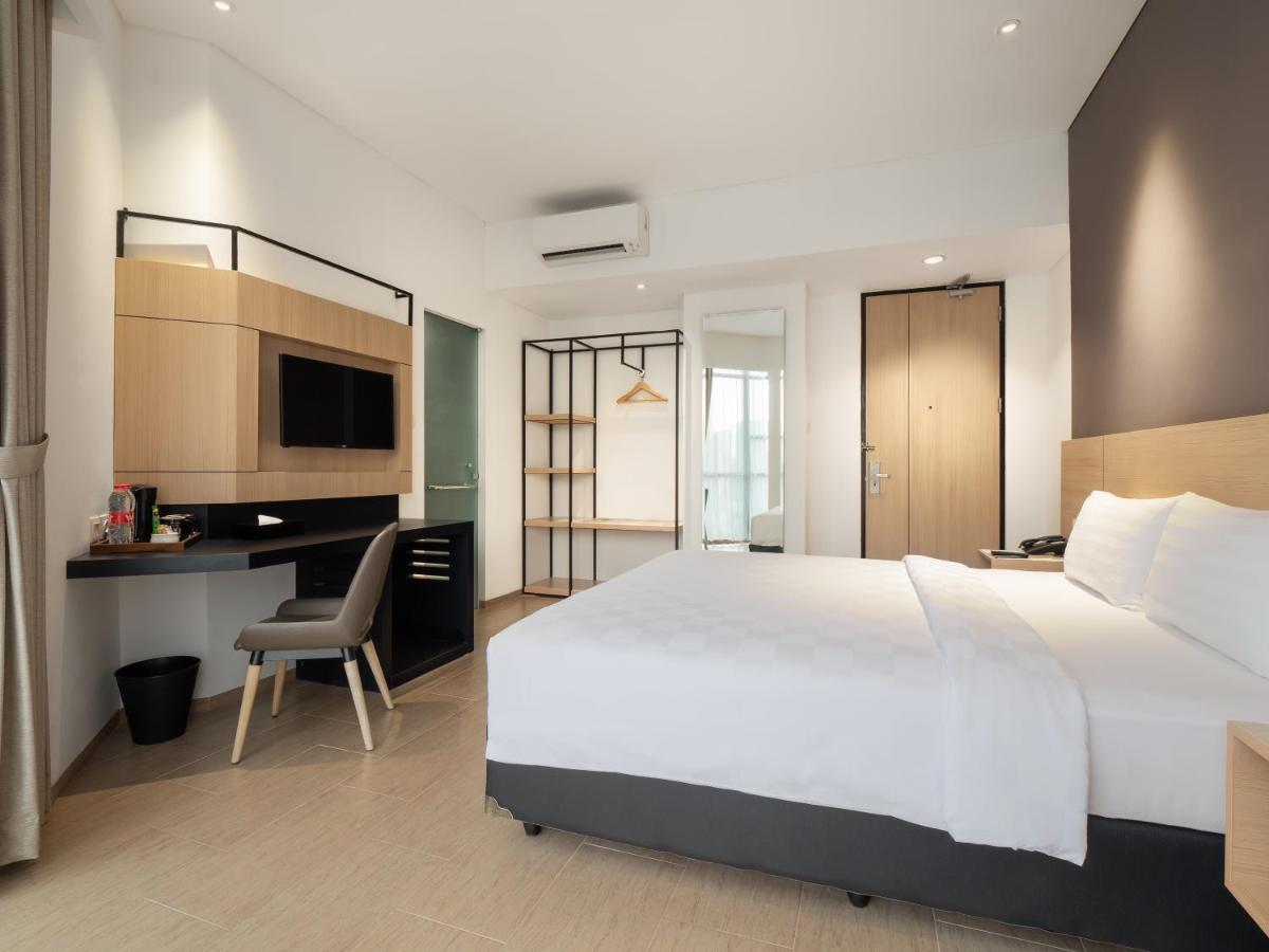 Hotel 88 Blok M Jakarta By Wh エクステリア 写真